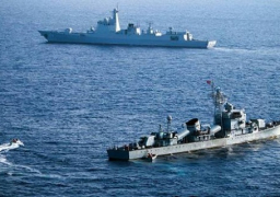 اطلاق صاروخ على سفينة اماراتية قبالة سواحل اليمن