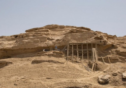 “الآثار” تعلن اكتشاف موقعًا جديدًا لنقوش صخرية جنوب الأقصر