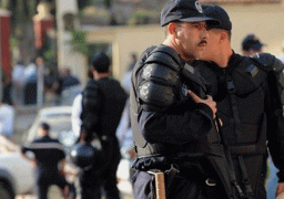 مصابون من الأمن الجزائري في اشتباكات مع إرهابيين