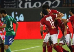الأهلي يهزم سموحة برباعية في الدوري