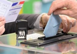 فتح مراكز الاقتراع في الجولة الثانية من الانتخابات التشريعية الفرنسية