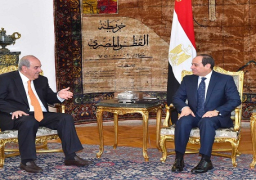 الرئيس يبحث مع “علاوي” تطوير العلاقات مع العراق