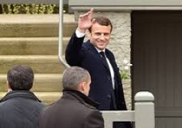 حركة ماكرون تتصدر الجولة الأولى من الانتخابات التشريعية الفرنسية