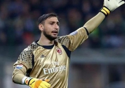 دوناروما حارس مرمى ميلانو يرفض تمديد عقده