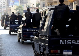 ضبط 12 موظفا بالاسماعيلية سرقوا مستلزمات طبية بـ10 ملايين جنيه