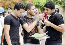 اليوم.. طلاب الثانوية العامة يمتحنون فى الأحياء والتفاضل والجغرافيا