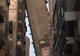 محافظ الإسكندرية يجتمع بلجنة مواجهة أزمة العقار المائل بالأزاريطة