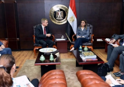 نصر تبحث مع رئيس الغرفة العربية الألمانية ترتيبات منتدى برلين الاستثمارى