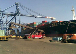 15 سفينة إجمالى الحركة بموانىء بورسعيد