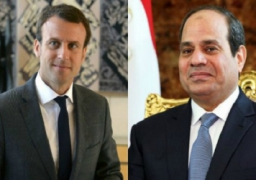 السيسي يبحث هاتفيا مع نظيره الفرنسي التطورات الإقليمية وعلى رأسها الأزمة الليبية