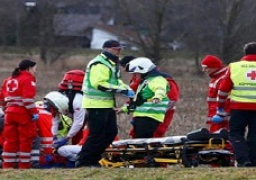 الشرطة الألمانية: إصابة 31 شخصا في حادث تصادم حافلة ركاب بشاحنة جنوب البلاد