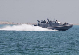 زورق حربي إسرائيلي يخترق المياه اللبنانية