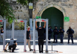 مفتي القدس : لن ندخل عبر البوابات الإلكترونية