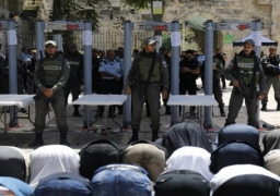 نتنياهو يوصي الشرطة بتفتيش جميع المصلين الداخلين الأقصى