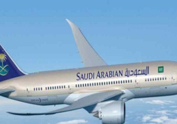 “الخطوط السعودية” ترفع الحظر عن حمل الأجهزة المحمولة