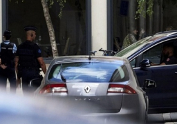 اصابة 6 جنود فرنسيين فى حادث دهس متعمد بضواحى باريس