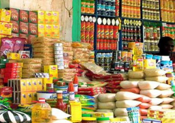 خبراء يطالبون بسرعة إنشاء البورصة السلعية لضبط الأسعار ومنع الاحتكار