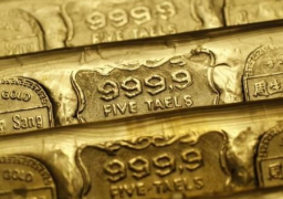 الذهب يتراجع من أعلى مستوى في 7 أسابيع