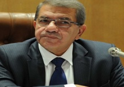 المالية تخفض سعر الدولار الجمركي إلى 16 جنيها لمدة شهر من أول سبتمبر