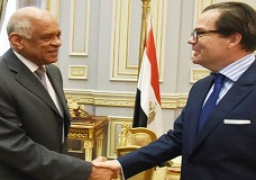 عبد العال يلتقي سفير فرنسا الجديد بالقاهرة