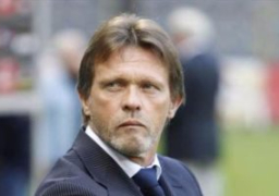 كورتيرون يصل القاهرة اليوم لتوقيع عقود تدريب الزمالك