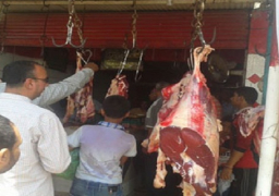 محاضر ضد محلات الجزارة التى تترك مخلفات الآضاحي بشوارع القاهرة