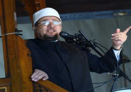 وزير الأوقاف ومحافظ مطروح يؤديان صلاة الجمعة بالمسجد الكبير