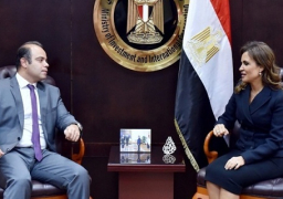 وزيرة الاستثمار تبحث مع رئيس البورصة خطة تحديث سوق الأوراق المالية
