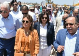 سحر نصر تفتتح أول مصنع لتصنيع لمبات الليد في جنوب سيناء