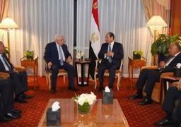 بالصور … الرئيس السيسي يستقبل ابو مازن بمقر إقامته بنيويورك