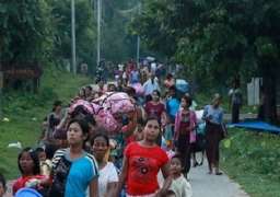 الهلال الأحمر الإماراتى يقدم مساعدات عاجلة لمسلمى الروهينجا