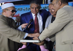 بالصور.. لجنة المصالحات بالأزهر تنهي خصومتين بين 4 عائلات بجرجا