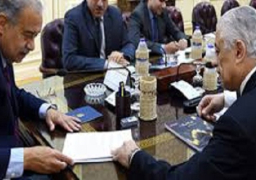رئيس الوزراء يتابع مع وزير التعليم استعدادات العام الدراسي