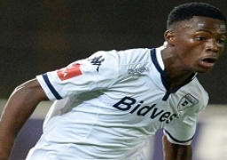 فكاماني يجري الكشف الطبي قبل التوقيع للأهلي