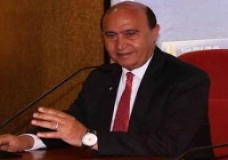 مميش يبشر بنجاح مفاوضات عودة “مرسيدس” لمصر