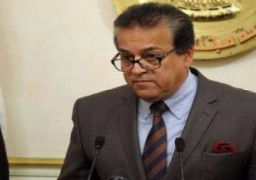 وزير التعليم العالي يتلقى تقريرا عن المشروعات البحثية