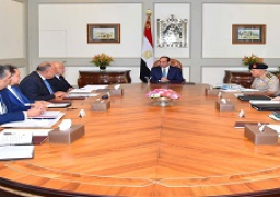 عقد الرئيس اليوم اجتماعاً لمتابعة تطورات الأوضاع على صعيد التصدي للعمليات الإرهابية الأخيرة في سيناء