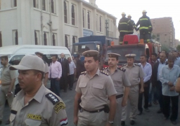 بالصور .. الآلاف من المنيا يشيعون جثامين شهداء الواجب الوطنى