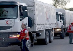 الغوطة تستقبل مساعدات إنسانية بضمانة روسية