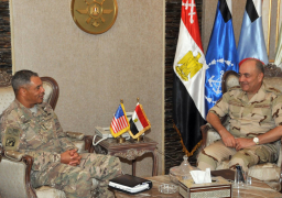 الفريق حجازى يلتقى قائد القوات البرية للقيادة المركزية الأمريكية