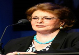 جيهان السادات: انتصار أكتوبر سيظل يحكي عبقرية الجيش المصري