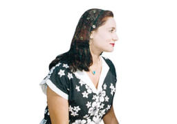 سحر رامي أم في “الكرما”