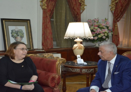 شوقى يلتقى الوزير المفوض للشئون العامة بالسفارة الأمريكية