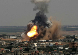 غارات على إدلب رغم بدء الانتشار التركي