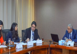 قابيل يستعرض تحسن الوضع الاقتصادى مع “ستاندرد آند بورز”