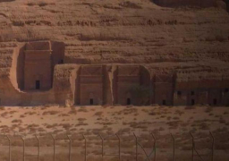 140 سعوديا يعيدون كنوزا وطنية للدولة