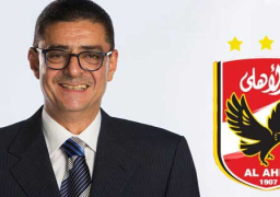 محمود طاهر ممثلا عن مصر بلجنة الأندية في الكاف