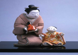 معرض لعرائس اليابان بكلية الفنون الجميلة