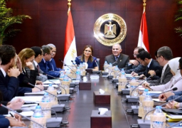 وزيرا الاستثمار والتعاون الدولى والرى يبحثان مع نائب رئيس بنك التنمية الافريقى توقيع الشريحة الثالثة