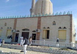 أهالى شهداء العريش يرفضون تلقى العزاء ويغلقون مسجد الروضة